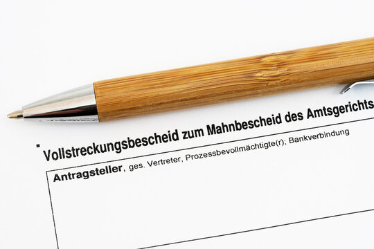 Vollstreckungsbescheid Images – Browse 111 Stock Photos, Vectors, and