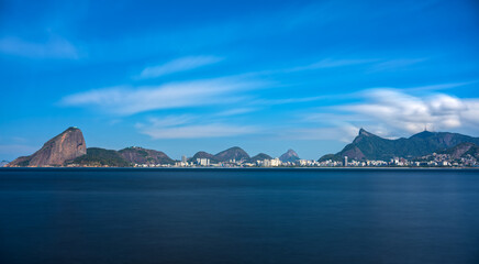 Stunning Long-Exposure View of Rio de Janeiro's Horizon from Niteroi