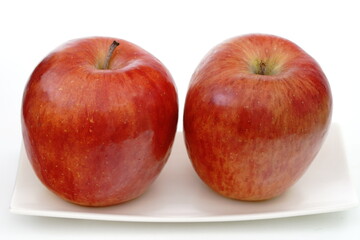 新鮮な果物　リンゴ　恋桜　奥州ロマン　岩手県産
