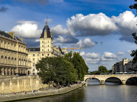 Bank of the River Seine, Ile de la Cite, and Palais de Justice, Paris, France
