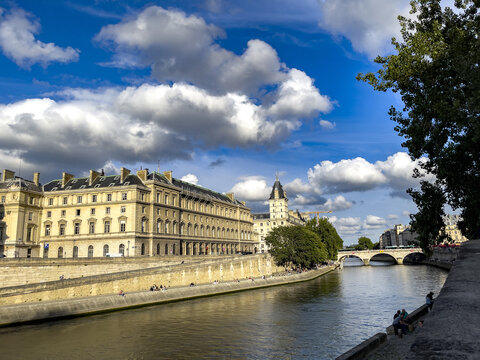 Bank of the River Seine, Ile de la Cite, and Palais de Justice, Paris, France