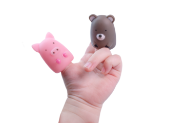 Child hand playing puppets fingers Animal finger puppet Pig Bear Educational toys Montessori sensorial activity toddlers baby Hands eyes coordination Cognitive skills Children development Game