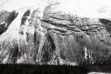 Surrounding views from the icefield parkway between Jasper and Lake Louise - Banff National Park - Alberta - Canada