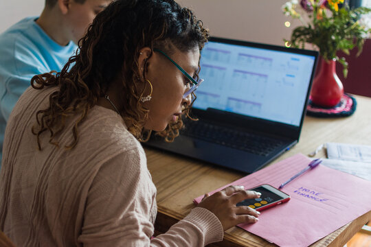 Organizing finances at home