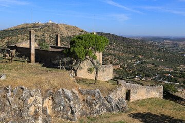 Fototapeta na wymiar Panoramic view of the old town of Elvas