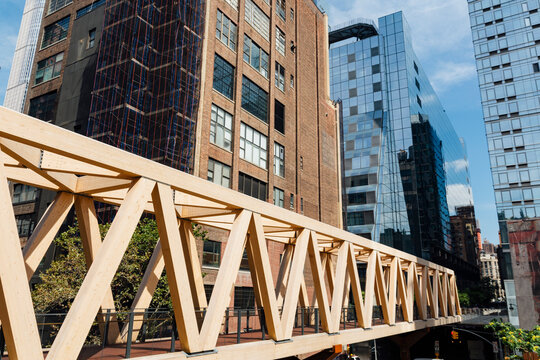 Bridge crossing in NYC