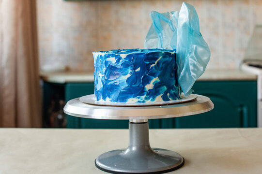 The Blue Cake 