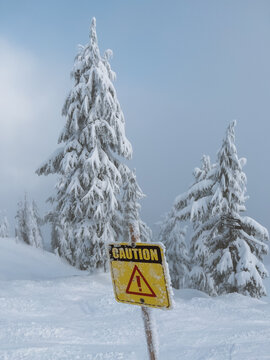 yellow caution sign