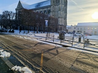 Eglise avec la neige