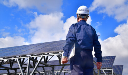 太陽光発電施設・点検パトロールのエンジニア