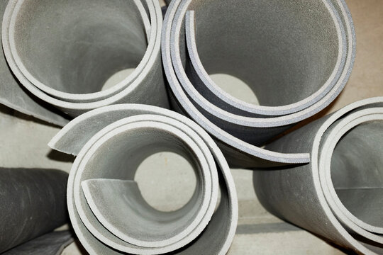 Grey pipes / rolls with raw direct hard flash