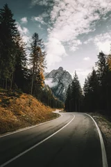 Fototapeten road in the mountains © Trang