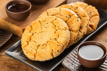 Chinese Tea: Walnut Crispy Cake