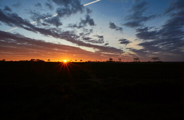 Sonnenaufgang im Sommer bei Erwitte-Horn, Langestrasse, Sommer 2023 