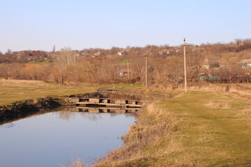 A small bridge over a river