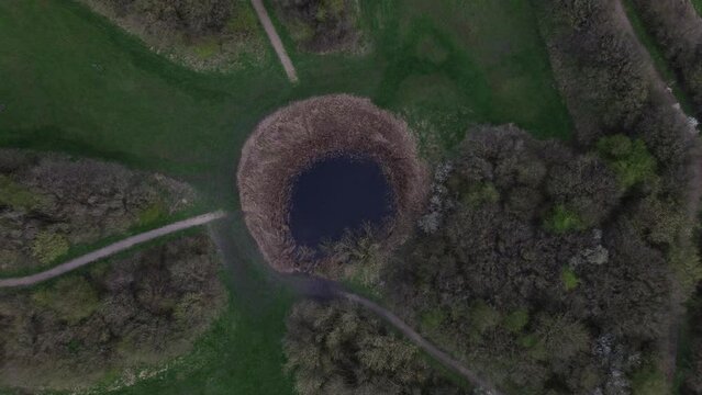 Moeder Aarde in Delft