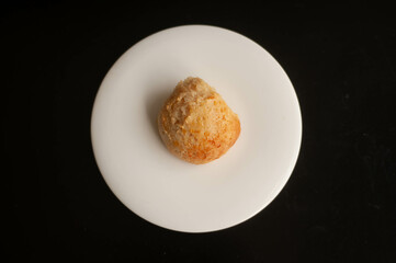 hong kong style pineapple bun

