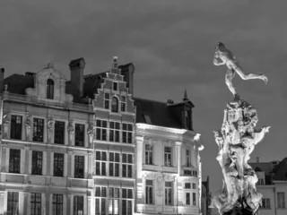 Cercles muraux Anvers Antwerpen in Belgien