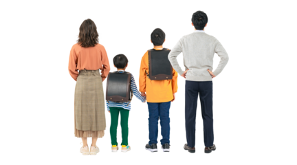 子供と両親の後ろ姿　ファミリーイメージ　手作業で精密に切り抜いた背景透過全身写真PNG（1人ずつのPNG画像も販売しております。作成者リンクから「PNG」で検索してください）