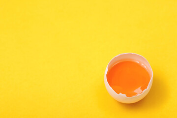 Obraz na płótnie Canvas Top view egg yolk and egg white high protein good for body