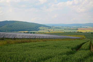 Fototapeta na wymiar Solarpark Solar, Photovoltaik-Feldanlage, Niedersachsen