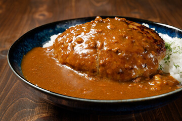 ハンバーグカレー