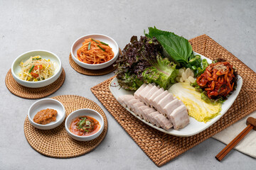 Korean food, jokbal, oriental medicine, pork, boiled pork, cold vegetables, maeyang, tray, noodles, mini, green onion pancake, mung bean pancake, red pepper pancake, side dish, salted shrimp