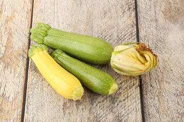 Raw baby organic zucchini heap