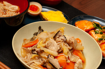 彩り豊か「昼の和定食」