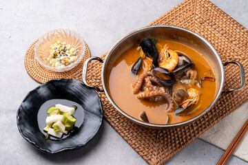 Korean food, cube, steak, cartilage, stir-fry, seafood jjambbong, soup, poop, fried, whole shrimp, iron plate