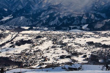 八方尾根スキー場と白馬村
