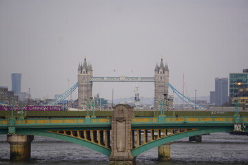 tower bridge city
