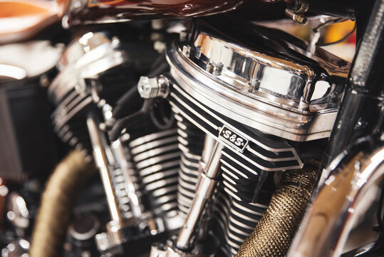 harley-davidson v-twin shiny engine