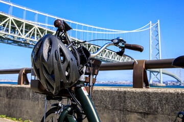 淡路島イメージ、明石海峡大橋と自転車