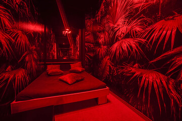 Stundenzimmer Seitensprung Zimmer mit Bett - obrazy, fototapety, plakaty
