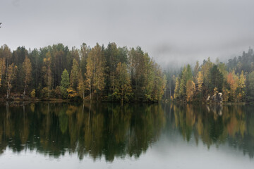 Tschechien, Andersbach, Felsenstadt. Blick auf den See, mit wunderschöner Spiegelung