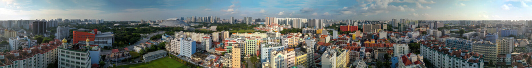 Fototapeta na wymiar Aerial view of Singapore buildings and skyline