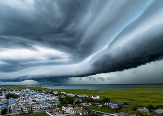 Shelf Cloud Over The Bay