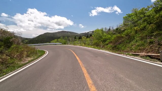 春の蔵王エコーライン（宮城県側下り）【宮城県】