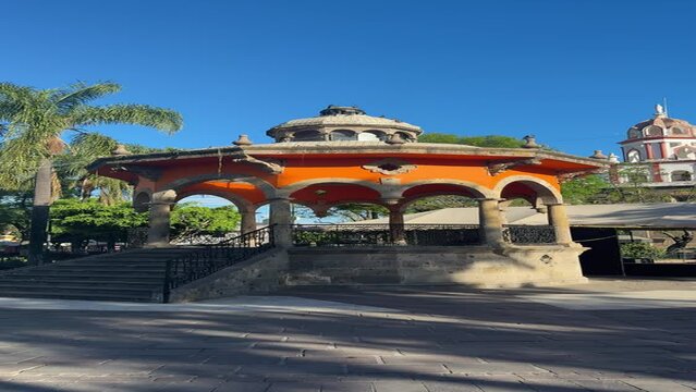 kiosco del jardin principal en tlaquepaque jalisco mexico