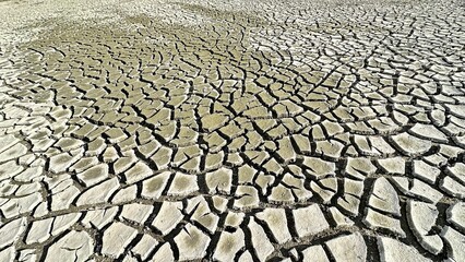 dry cracked earth, The soil cracks after there is no water