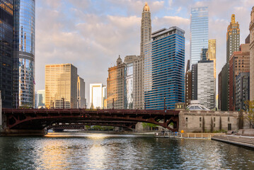 View of Chicago skyline and river at sunset in spring