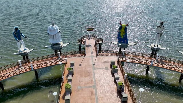 Sergipe People Icons At Aracaju Sergipe Brazil. Sculpture Statues. Beach Clouds Shore Sea. Shore Outdoors Shore City Panoramic. Shore Sea Ocean Bay Water. Aracaju Sergipe.