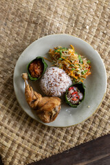 Nasi ayam Lapan