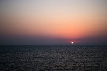 海に沈む夕日