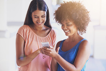 Friends, phone and laugh for search on social media, internet and reading funny notification...