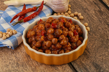 Baked chickpea with tomato sauce