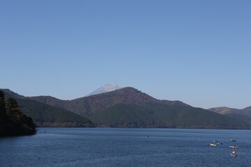 Obraz premium View of Mountain Fuji see Lake Ashi . High quality photo