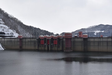 冬の浅瀬石川ダム