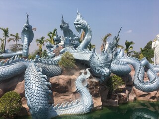 chinese dragon statue in the temple